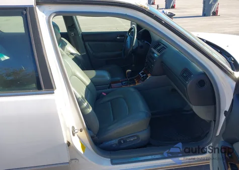 1998 Lexus Ls 400 z USA, uszkodzony, nr VIN JT8BH28F1W0100718